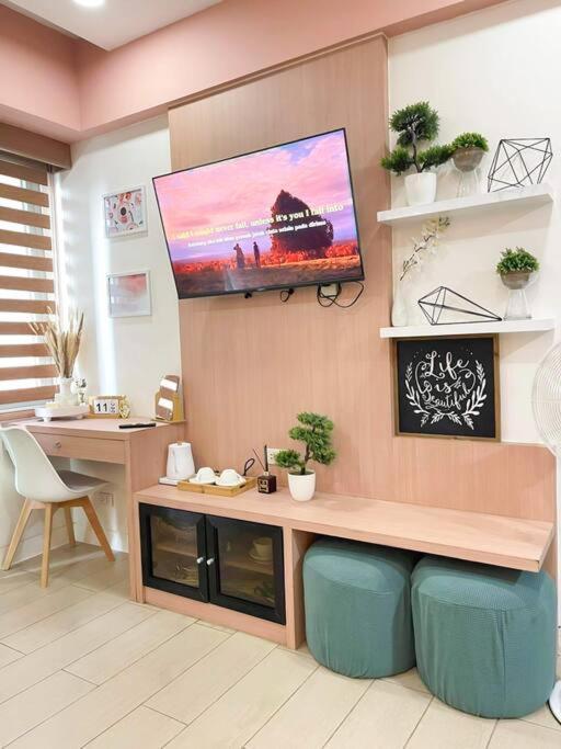 Lovely Unit With Free Wi-Fi & Netflix I Across Naia T3 Airport Manila Exteriör bild