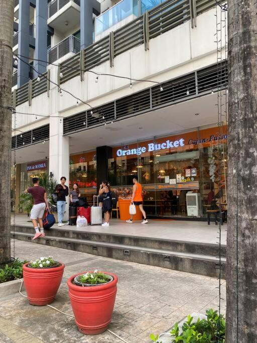Lovely Unit With Free Wi-Fi & Netflix I Across Naia T3 Airport Manila Exteriör bild